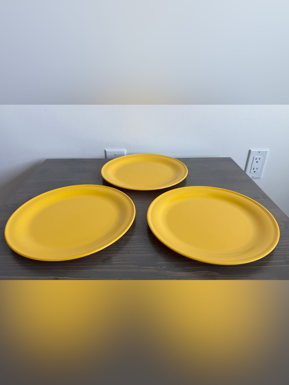 3 x vintage melmac plates